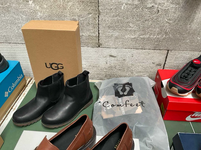 Partij schoenen - afbeelding 6 van  24