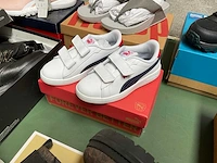 Partij schoenen - afbeelding 10 van  24