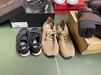 Partij schoenen - afbeelding 16 van  24