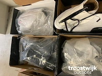 Partij schoenen - afbeelding 7 van  8