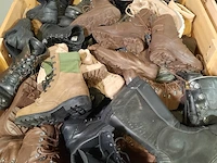 Partij schoenen - afbeelding 2 van  9