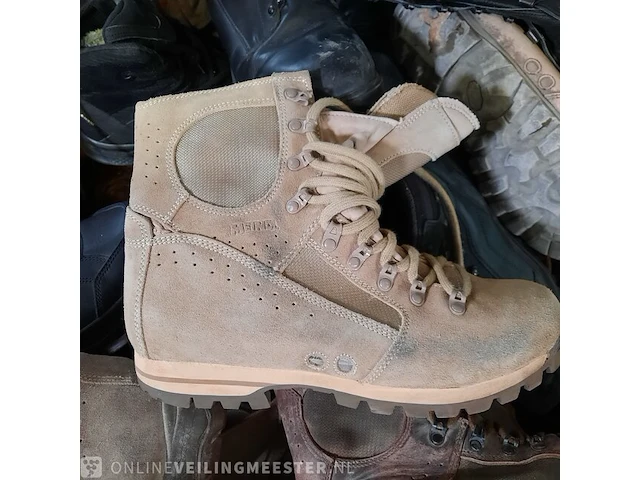 Partij schoenen - afbeelding 4 van  10