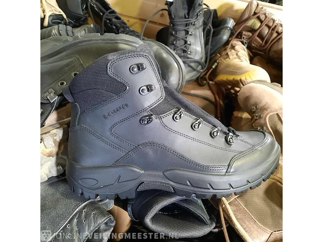 Partij schoenen - afbeelding 6 van  10