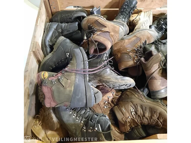 Partij schoenen - afbeelding 8 van  8