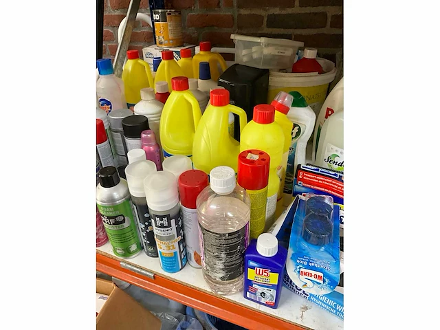 Partij schoonmaakartikelen - afbeelding 7 van  9