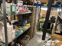 Partij schoonmaakmiddellen - afbeelding 1 van  7