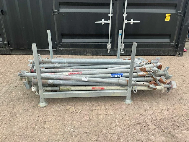 Partij schroefstempels - afbeelding 1 van  6