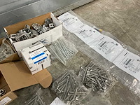 Partij schroeven en bevestigingsmaterialen - afbeelding 8 van  20