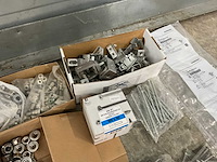 Partij schroeven en bevestigingsmaterialen - afbeelding 10 van  20