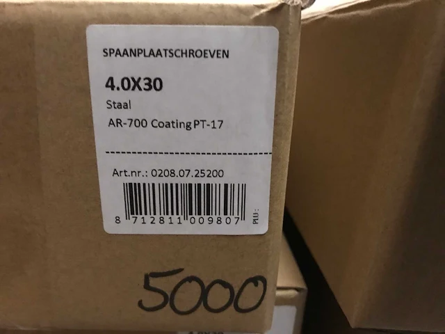 Partij schroeven en bouten - afbeelding 8 van  12