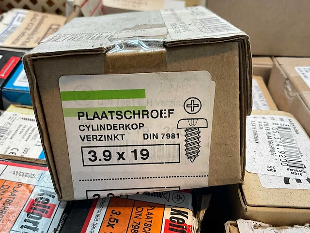 Partij schroeven - afbeelding 4 van  5
