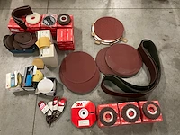 Partij schuurlinnen / schuurpapier o.a. 3m / bibiele - afbeelding 1 van  18