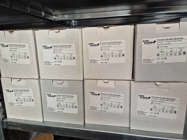 Partij schuurschijven 115 mm | 394 dozen á 50 stuks - afbeelding 10 van  15