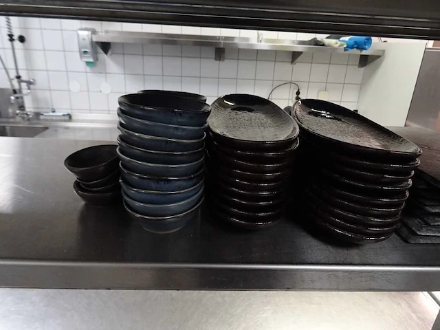 Partij serveerplanken en schalen - afbeelding 5 van  5