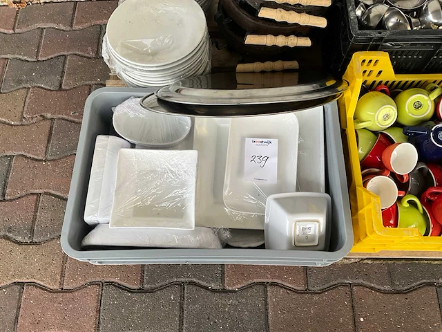 Partij servies goed - afbeelding 12 van  15