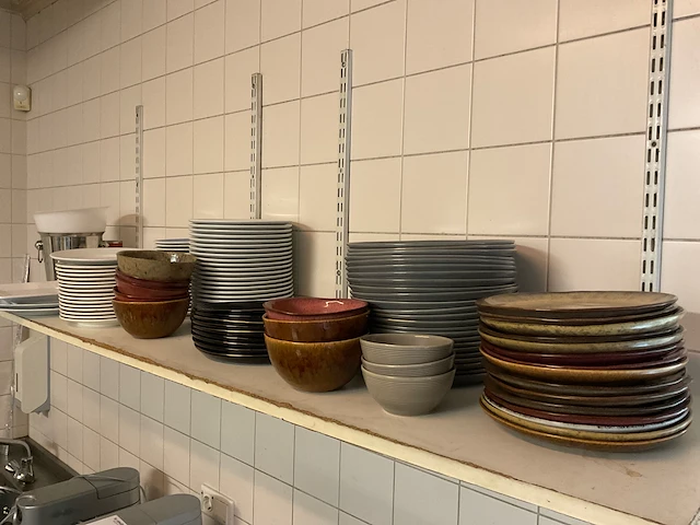 Partij servies - afbeelding 10 van  15