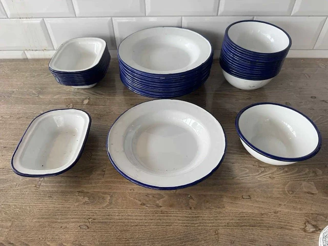Partij servies - afbeelding 1 van  2