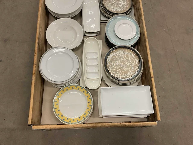 Partij servies - afbeelding 3 van  3