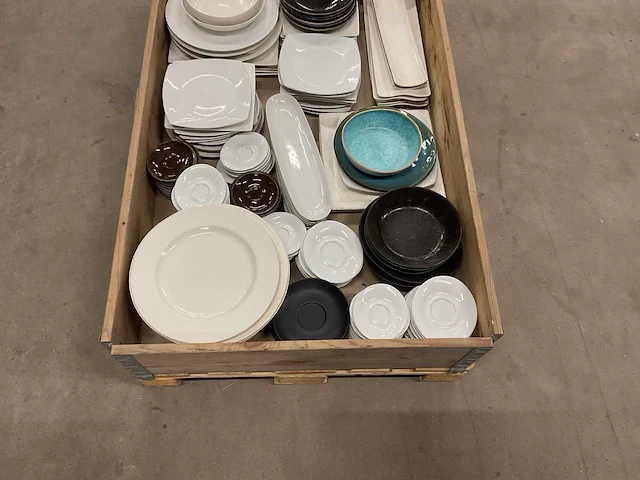 Partij servies - afbeelding 3 van  3