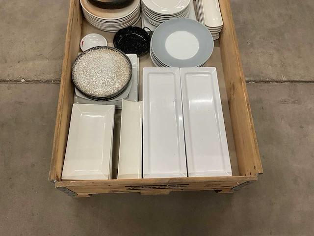 Partij servies - afbeelding 3 van  3