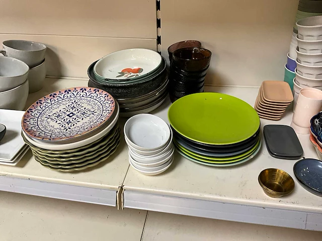 Partij servies - afbeelding 4 van  8