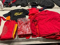 Partij shirts, trui (45x) - afbeelding 1 van  8