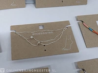Partij sieraden - afbeelding 6 van  10