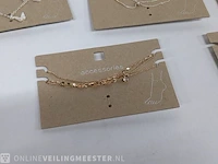 Partij sieraden - afbeelding 8 van  10