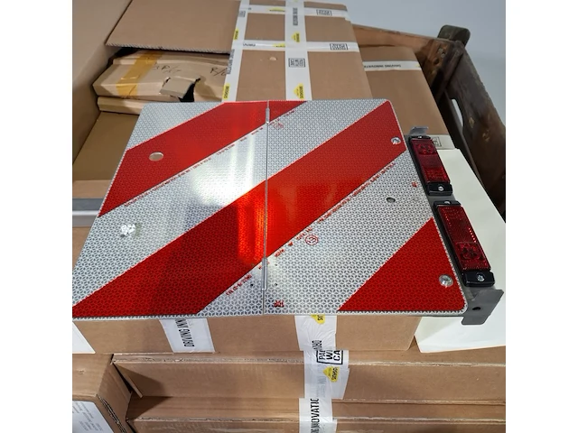 Partij signaleringsborden, breedte bord - afbeelding 4 van  8