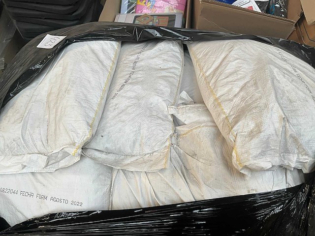 Partij silicorrector "kunstmest" - afbeelding 2 van  3