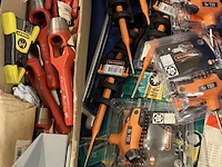 Partij skandia + diverse gereedschap inclusief bakken - afbeelding 5 van  6