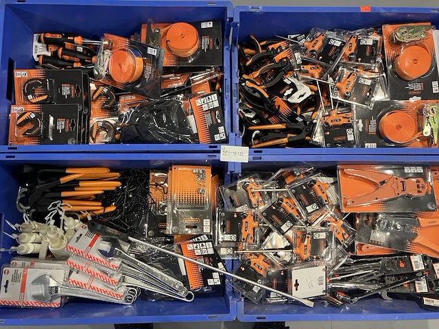 Partij skandia gereedschap inclusief bakken - afbeelding 1 van  5