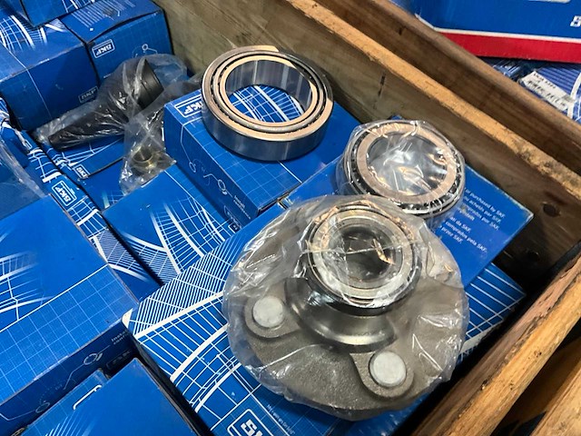 Partij skf kogellagers & machineonderdelen - afbeelding 4 van  10