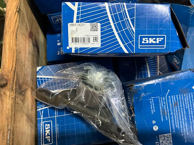 Partij skf kogellagers & machineonderdelen - afbeelding 7 van  10