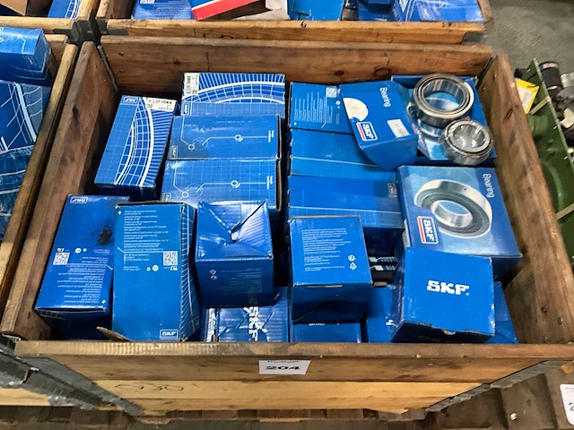 Partij skf kogellagers & machineonderdelen - afbeelding 8 van  10