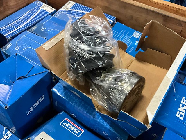 Partij skf kogellagers & machineonderdelen - afbeelding 10 van  10