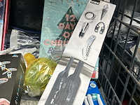 Partij speelgoed en accessoires w.o. trudeau, nilfisk, twister air - afbeelding 4 van  8