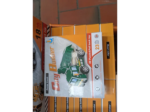 Partij speelgoed - afbeelding 26 van  35