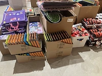 Partij speelgoed - afbeelding 7 van  15