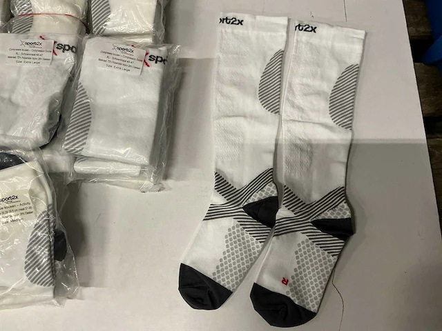 Partij sport2x compressie kousen (176x) - afbeelding 8 van  14