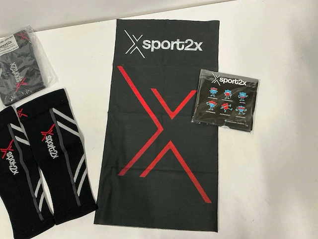 Partij sport2x compressie tubes/multi-use doekje (310x) - afbeelding 3 van  4