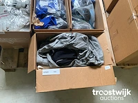 Partij sportkleding - afbeelding 8 van  8