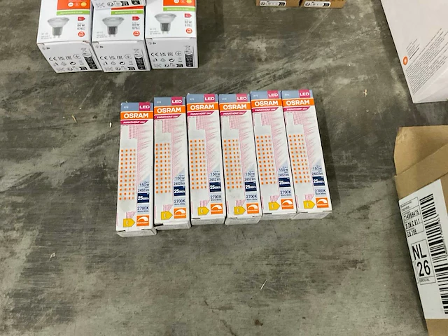 Partij spots en lichtbronnen. (50x) - afbeelding 4 van  27