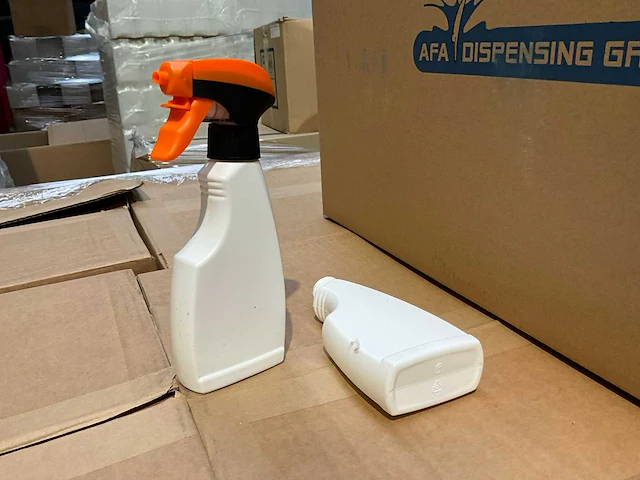 Partij spray flacon met trigger spray - afbeelding 1 van  5