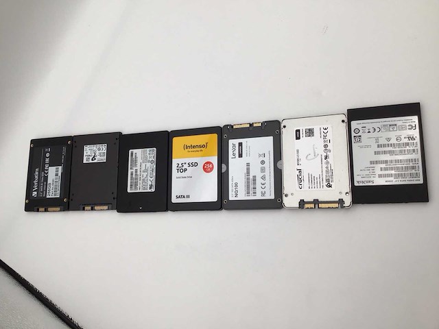 Partij ssd schijven interne hardeschijf (7x) - afbeelding 2 van  3