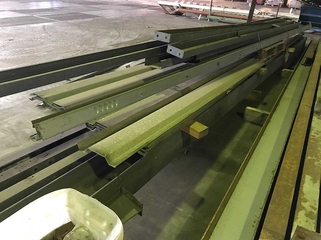 Partij staal - afbeelding 7 van  8