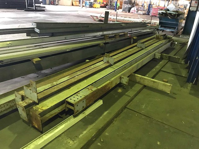 Partij staal - afbeelding 8 van  8