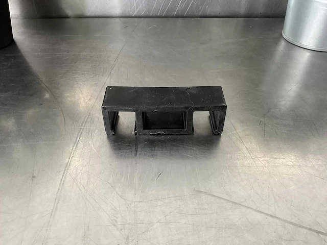Partij stackchair koppelstukken - afbeelding 2 van  3