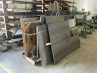 Partij stafmateriaal - afbeelding 3 van  13