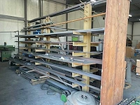 Partij stafmateriaal - afbeelding 1 van  13